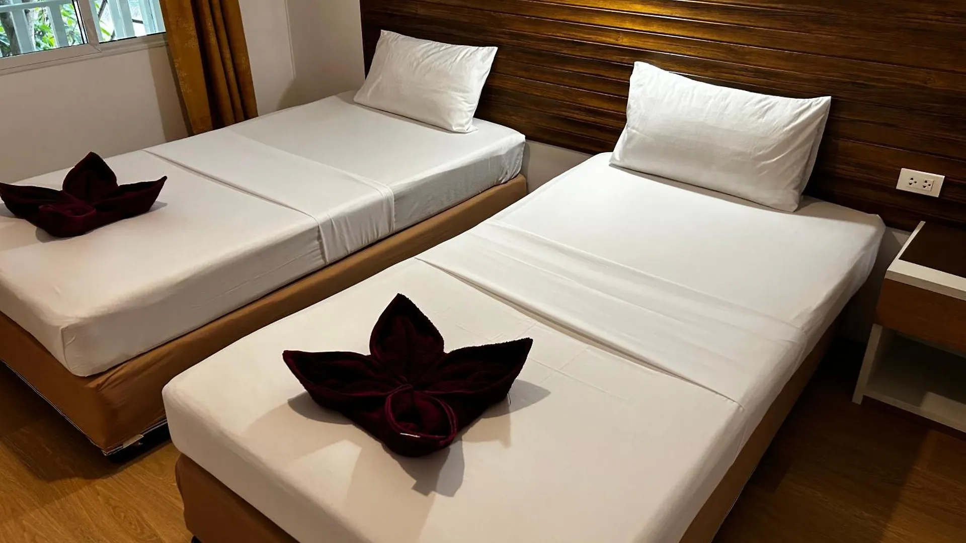 Coco'S Guest House Phi Phi Don Thailandia