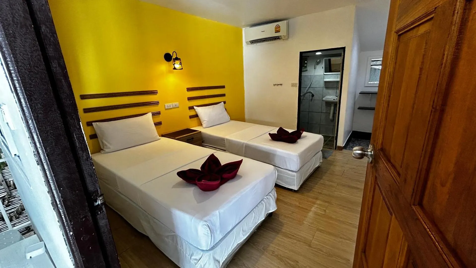 Coco'S Guest House Phi Phi Don Thailandia